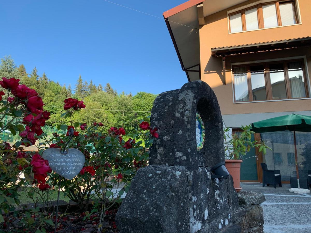 Nidi Del Faggio Rosso - Family Holiday Home Maresca Bagian luar foto