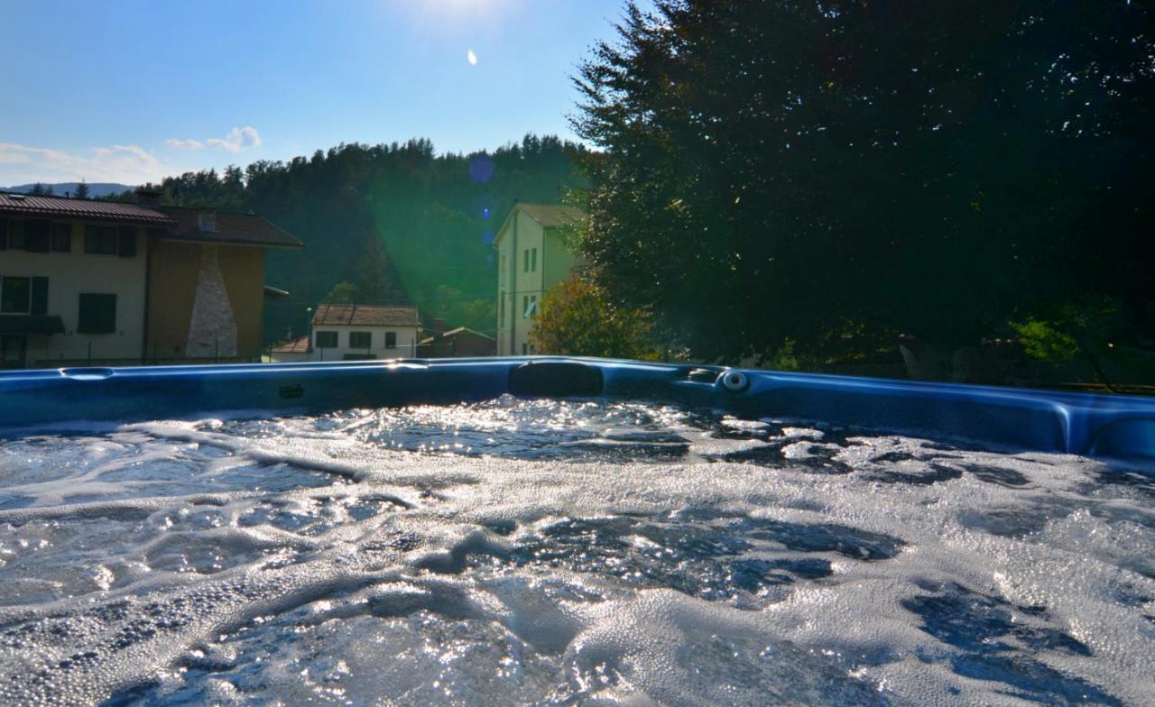 Nidi Del Faggio Rosso - Family Holiday Home Maresca Bagian luar foto