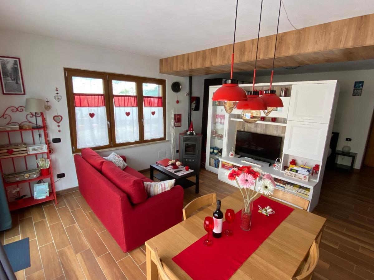 Nidi Del Faggio Rosso - Family Holiday Home Maresca Bagian luar foto